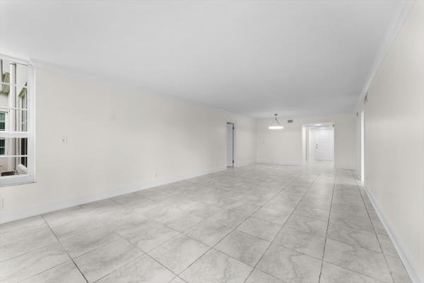 Oaks Terrace At Palm-Aire, 4240 Oaks Ter #103, Pompano Beach, Florida 33069, image 3