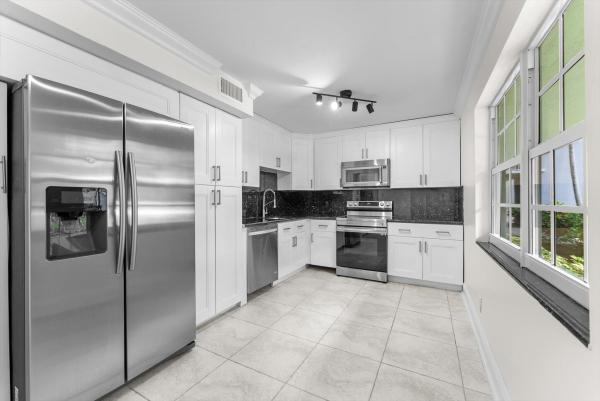 Oaks Terrace At Palm-Aire, 4240 Oaks Ter #103, Pompano Beach, Florida 33069, image 1