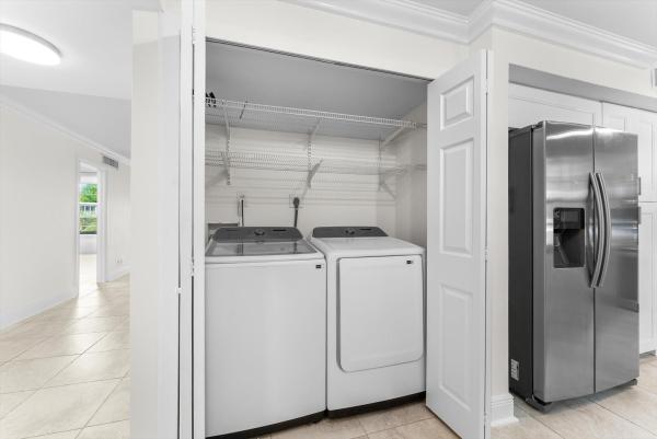 Oaks Terrace At Palm-Aire, 4240 Oaks Ter #103, Pompano Beach, Florida 33069, image 2