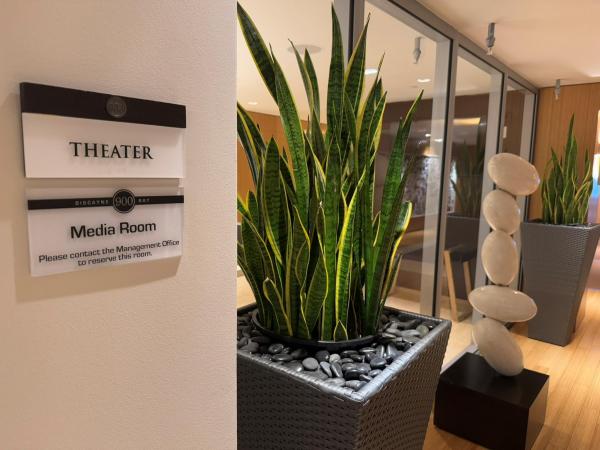 900 Biscayne Bay, 900 Biscayne Blvd #2807, Miami, Florida 33132, image 1