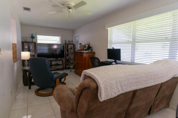 Palm Beach Leisureville, 715 SW 18th St, Boynton Beach, Florida 33426, image 1