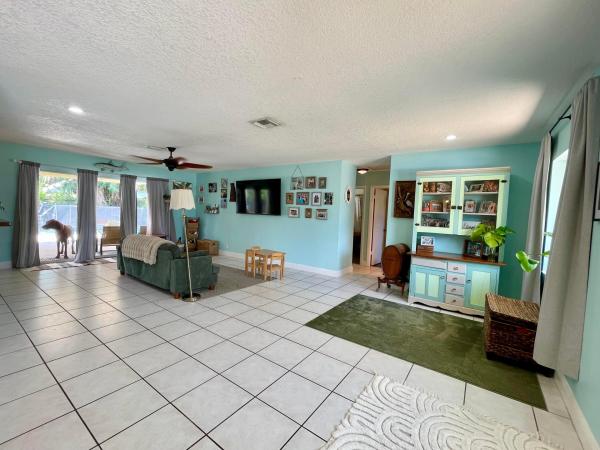 Jupiter In The Pines, 415 Beacon St, Tequesta, Florida 33469, image 3