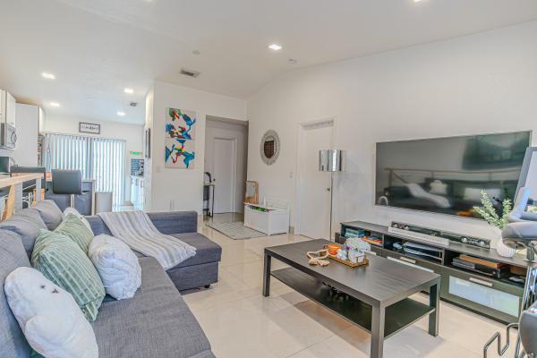 El Prado, 7690 W 29th Way #202, Hialeah, Florida 33018, image 3