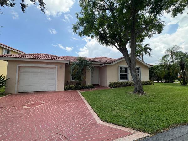 Oasis At Palm-Aire, 3572 Sahara Springs Blvd, Pompano Beach, Florida 33069, image 2