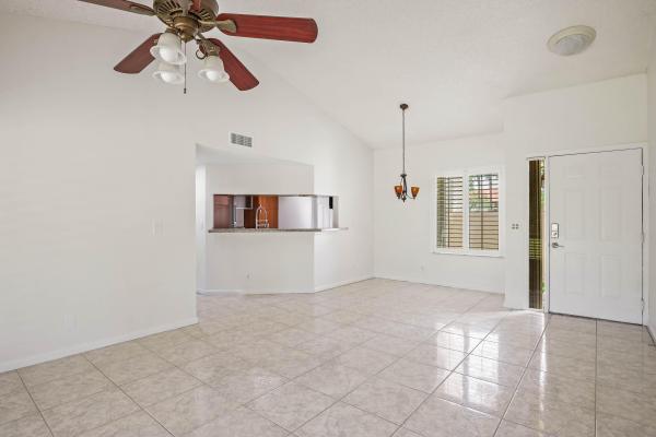 South Lake At Dos Lagos, 15 Via De Casas Sur #103, Boynton Beach, Florida 33426, image 3