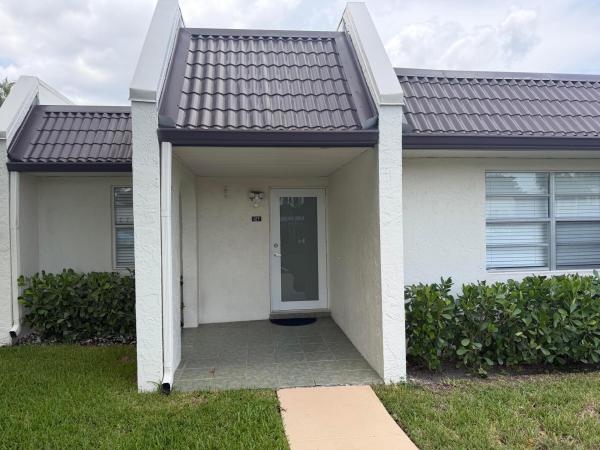 127 Lake Rebecca Dr, West Palm Beach, Florida 33411, image 3