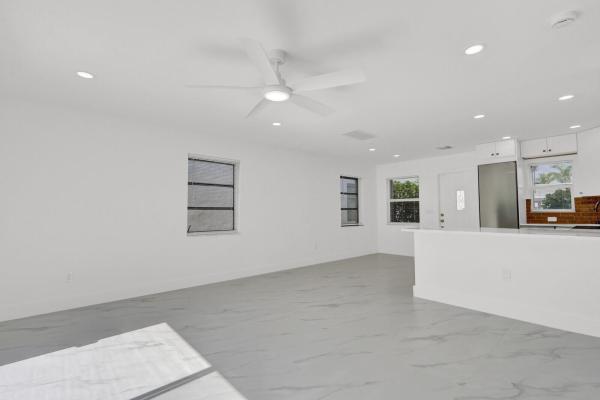 10084 Meridian Way N #4, Palm Beach Gardens, Florida 33410, image 1
