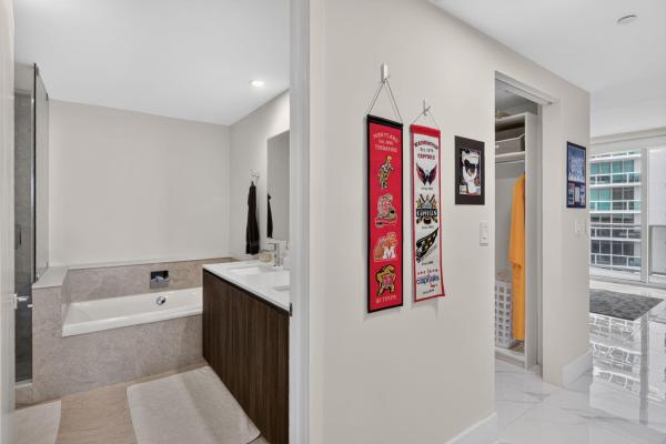 Aria On The Bay, 488 NE 18th St #1515, Miami, Florida 33132, image 1