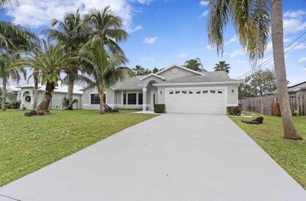 Bayshore Heights, 272 SW Carter Ave, Port St. Lucie, Florida 34983, image 2