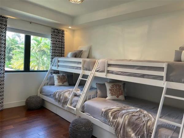 Victoria Park, 404 NE 13th Ave, Fort Lauderdale, Florida 33301, image 2