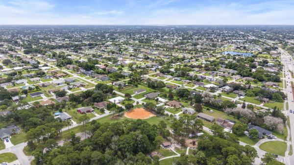 Port St Lucie Residential, 636 SW Eyerly Ave, Port St. Lucie, Florida 34983, image 3