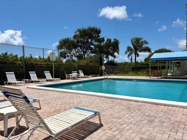 Boca Teeca, 5700 NW 2nd Ave #202, Boca Raton, Florida 33487, image 1