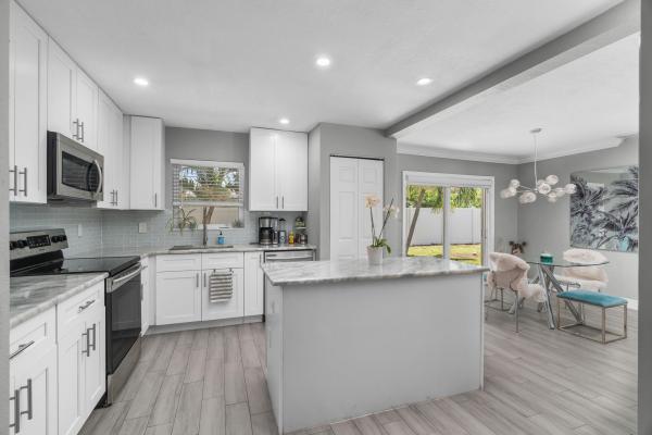 Cresthaven, 3440 NE 10th Ter, Pompano Beach, Florida 33064, image 3