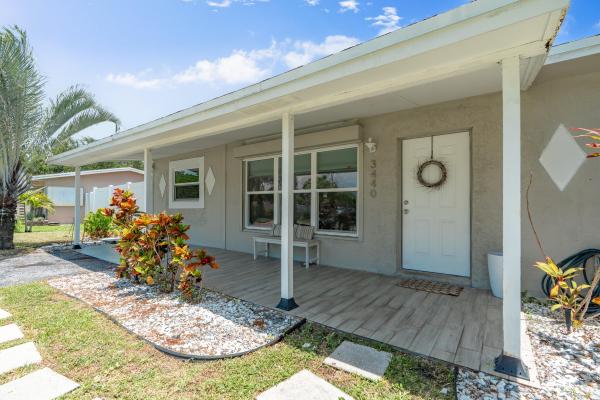 Cresthaven, 3440 NE 10th Ter, Pompano Beach, Florida 33064, image 1