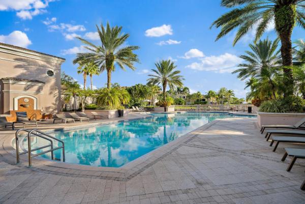 Sarento At San Matera, 2801 Sarento Pl #302, Palm Beach Gardens, Florida 33410, image 3