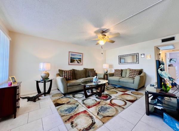 171 Chatham I, West Palm Beach, Florida 33417, image 2