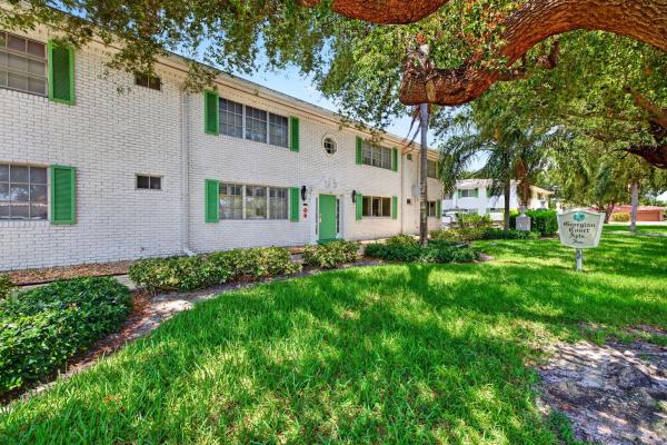 Georgian Courts, 1821 NE 62nd St #312, Fort Lauderdale, Florida 33308, image 2