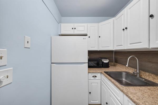 Georgian Courts, 1821 NE 62nd St #312, Fort Lauderdale, Florida 33308, image 1