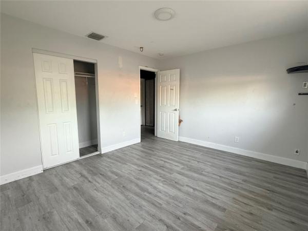 Royal Palms Park, 2950 NW 20th St, Fort Lauderdale, Florida 33311, image 1
