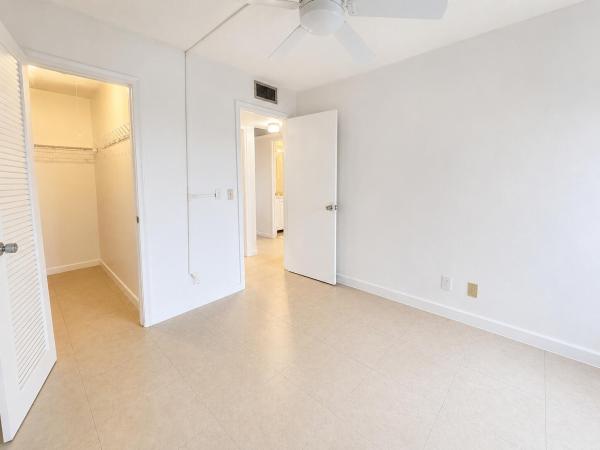 234 Chatham L, West Palm Beach, Florida 33417, image 3