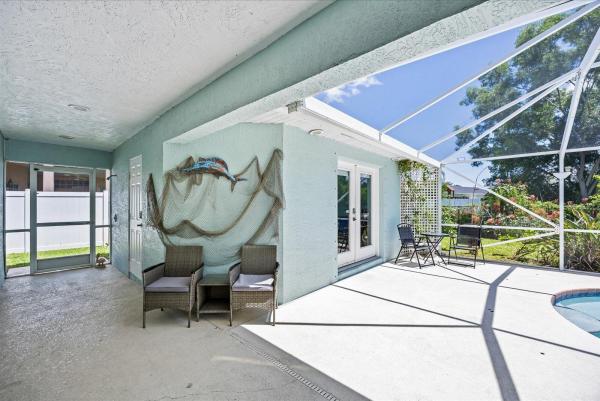 Southbend Lakes Estates, 631 SE Stow Ter, Port St. Lucie, Florida 34984, image 2