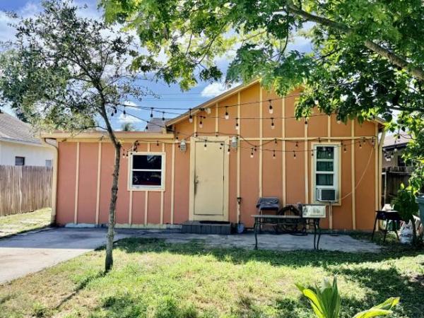 1009 S Pine St, Lake Worth, Florida 33460, image 3