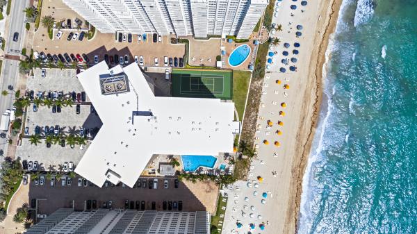 Galt Ocean Club, 3800 Galt Ocean Dr #1009, Fort Lauderdale, Florida 33308, image 1