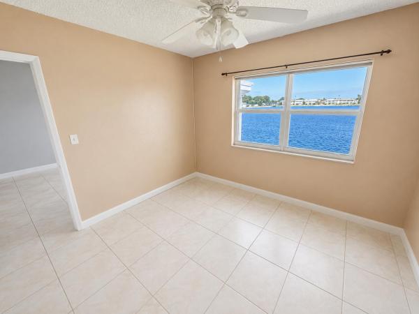 Leisureville Lake, 1114 Lake Ter #203, Boynton Beach, Florida 33426, image 1