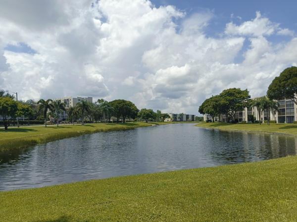 Huntington Lakes 4, 7280 Amberly Ln #207, Delray Beach, Florida 33446, image 1