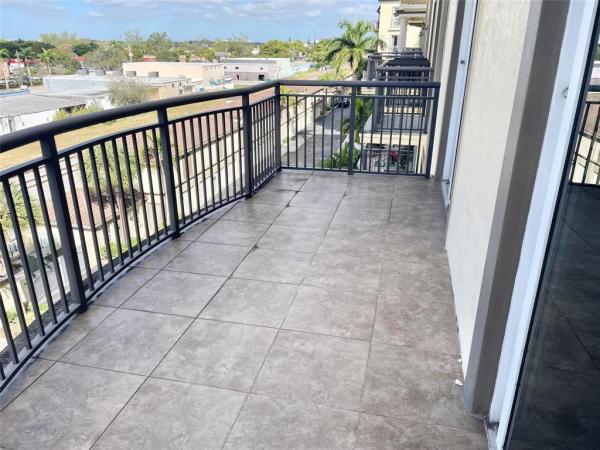 Wilton Station, 2625 NE 14th Ave #406, Wilton Manors, Florida 33334, image 1