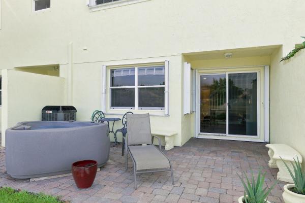 Independence Cove, 1138 Imperial Lake Rd, West Palm Beach, Florida 33413, image 3