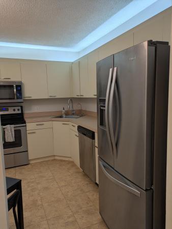 Bayview At The Township, 4101 Coral Tree Cir #117, Coconut Creek, Florida 33073, image 3