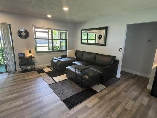 South Lake At Dos Lagos, 3 Via De Casas Sur #103, Boynton Beach, Florida 33426, image 2