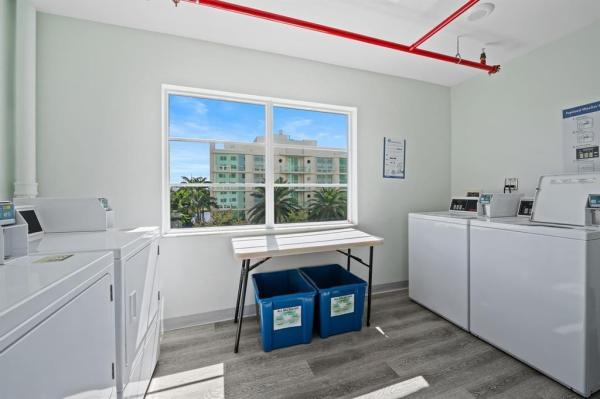 Essex Tower, 340 Sunset Dr #401, Fort Lauderdale, Florida 33301, image 2
