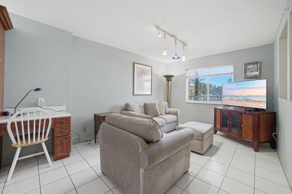 7643 Granville Dr #210, Tamarac, Florida 33321, image 3