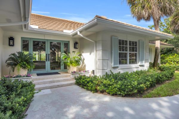 10410 SE Banyan Way, Tequesta, Florida 33469, image 1