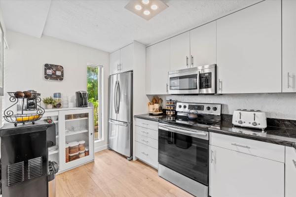 Boca Bayou, 21 Royal Palm Way #1050, Boca Raton, Florida 33432, image 3