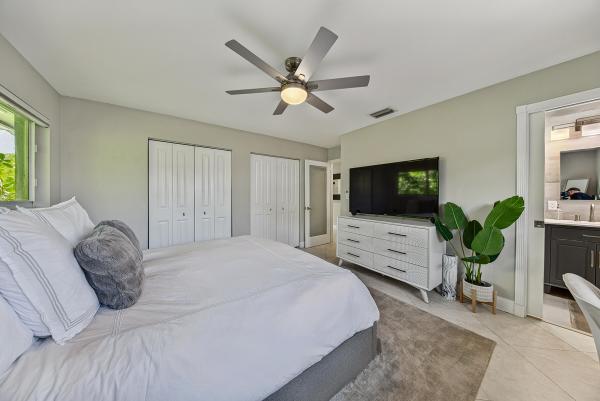 Coral Woods, 3652 NE 18th Ave, Oakland Park, Florida 33308, image 1