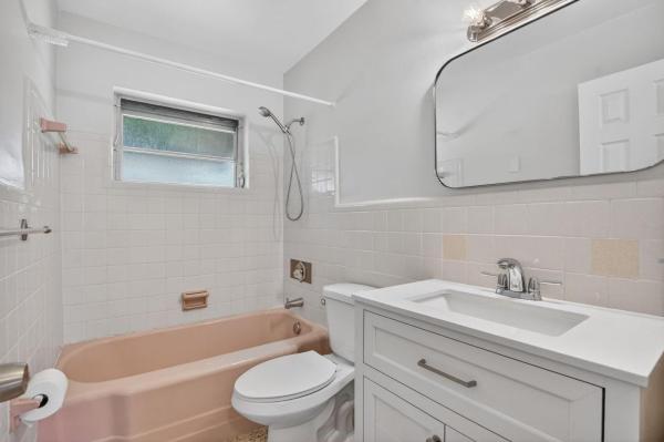 Chatham Hills, 456 NE 28th Ter, Boca Raton, Florida 33431, image 2