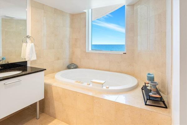 Ocean Four, 17201 Collins Ave #805, Sunny Isles Beach, Florida 33160, image 2