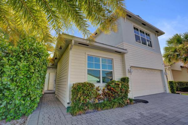 Veleiros At Crystal Lake, 4147 Rosa Dr, Deerfield Beach, Florida 33064, image 1