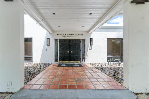 Golf Cottages, 11355 Pond View Dr #D202, Wellington, Florida 33414, image 3