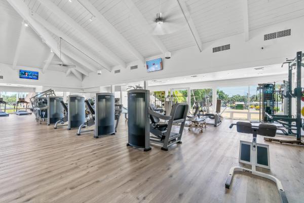 Golf Cottages, 11355 Pond View Dr #D202, Wellington, Florida 33414, image 2