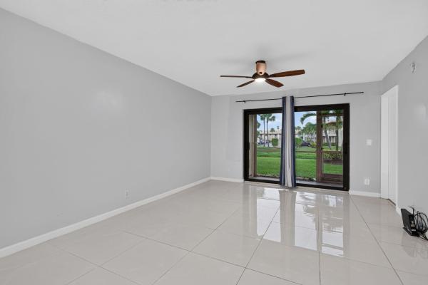 Viewpointe, 5540 Lakeside Dr #102, Margate, Florida 33063, image 2