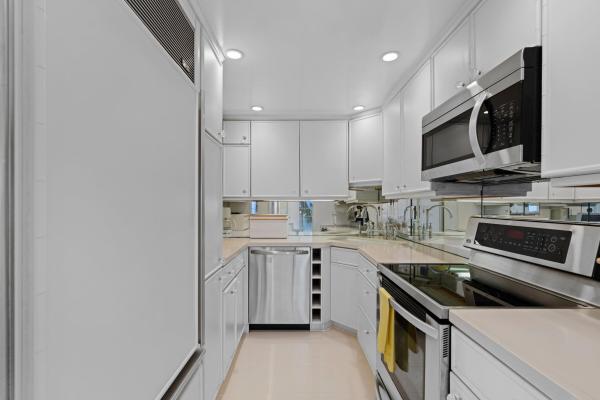 La Fontana, 2800 N Flagler Dr #404, West Palm Beach, Florida 33407, image 3