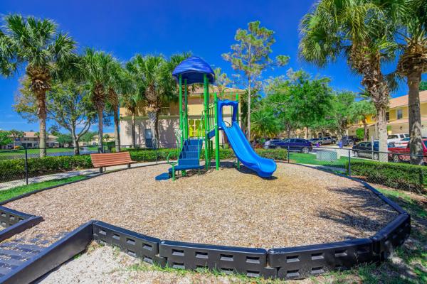 Seminole Lakes, 446 Rainbow Springs Ter, Royal Palm Beach, Florida 33411, image 2