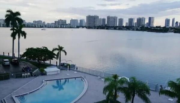 Reef North, 16546 NE 26th Ave #6J, North Miami Beach, Florida 33160, image 2