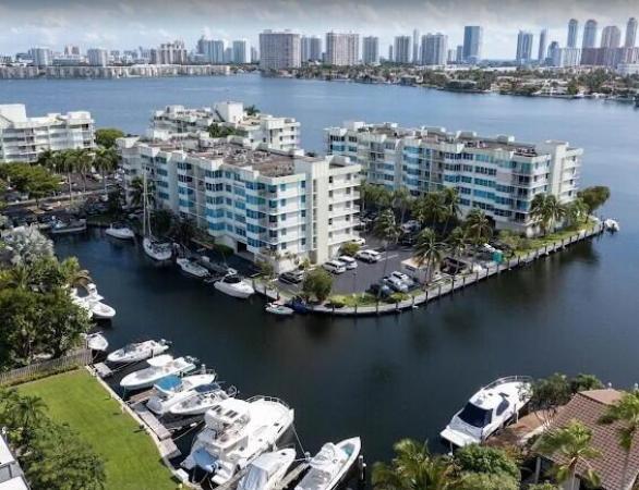 Reef North, 16546 NE 26th Ave #6J, North Miami Beach, Florida 33160, image 3