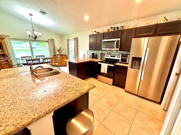 Morningside Palm Breezes Club, 9558 Sea Spray Dr, Fort Pierce, Florida 34945, image 2