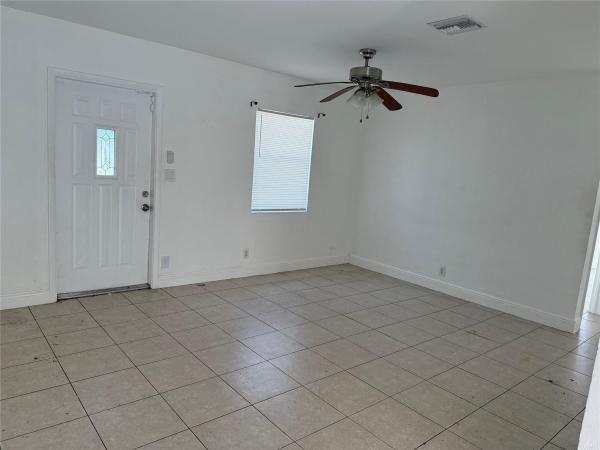 Lauderdale Manors, 1139 NW 9th Ave, Fort Lauderdale, Florida 33311, image 3